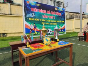 GIẢI BÓNG ĐÁ NAM CÔNG ĐOÀN MỞ RỘNG
CHÀO MỪNG 43 NĂM NGÀY NHÀ GIÁO VIỆT NAM